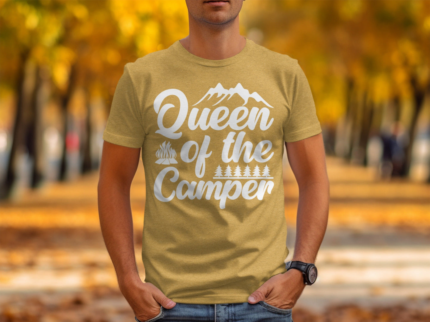 Queen of the Camper Graphic Print Camping Lover T-Shirt