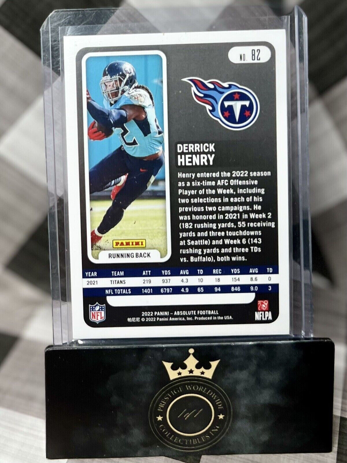 Derrick Henry 2022 Panini Absolute Orange Spectrum /75 #82 - Tennessee Titans