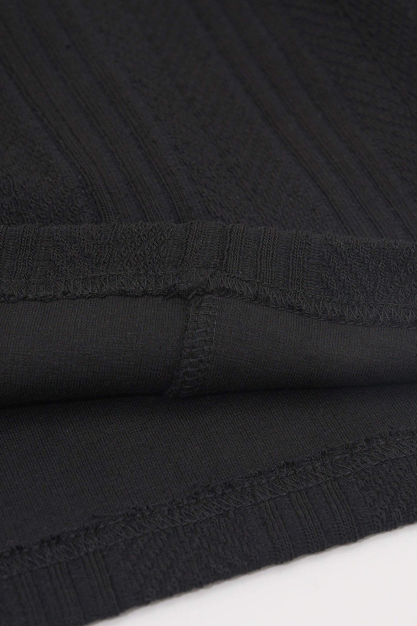 Men's Long Sleeve Knit Sweater with Textured Pattern