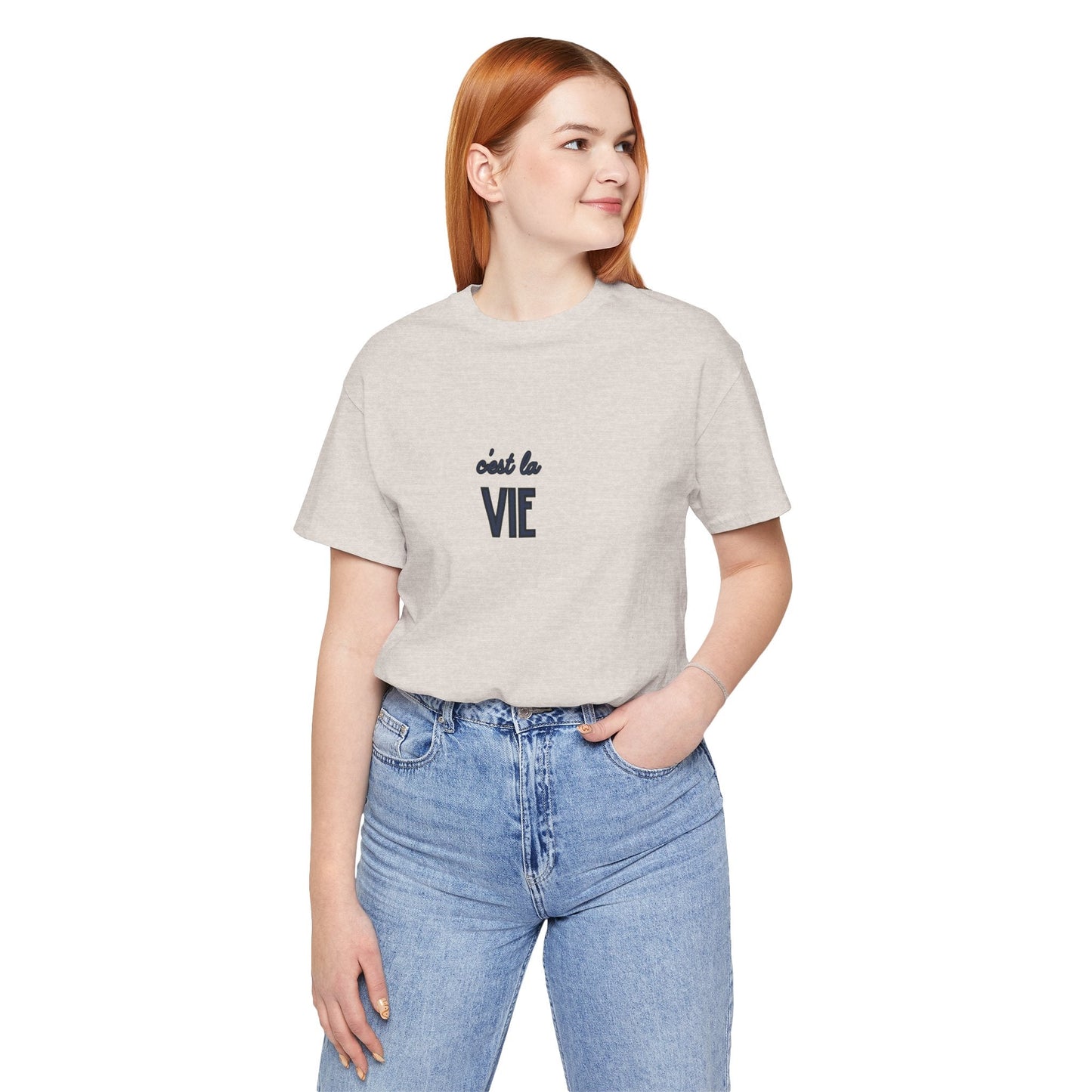 C'est la Vie Tee — Minimal French Phrase Graphic T-Shirt
