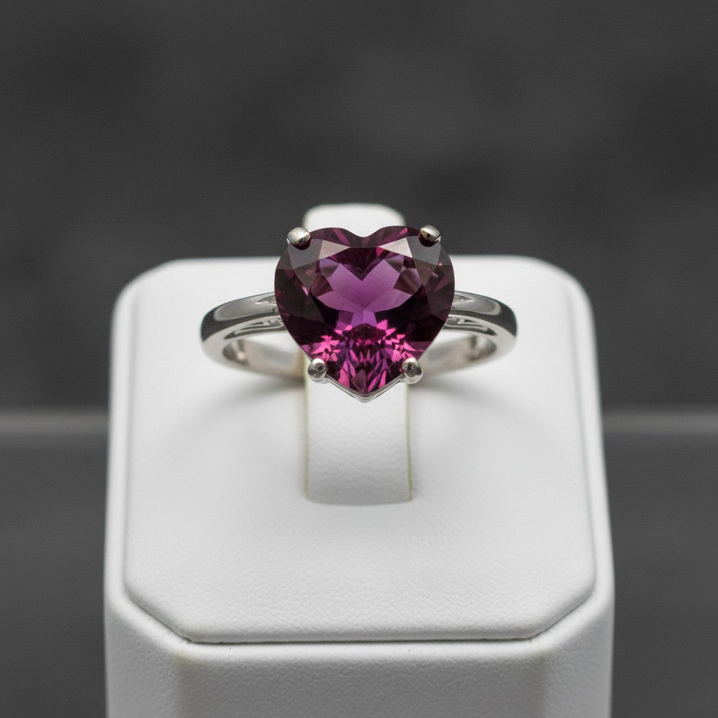 Cherished Memories Ring<br>Heart Cut • Large 10mm