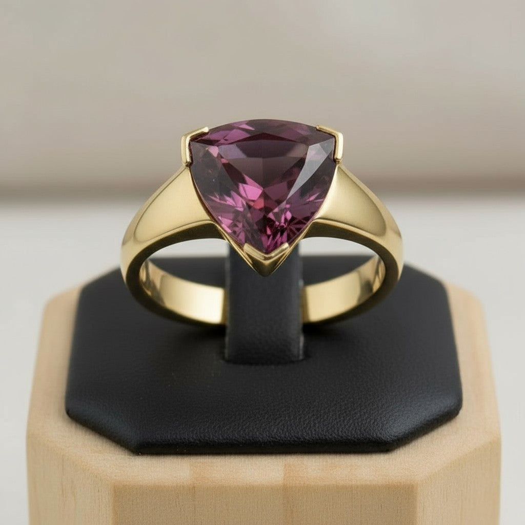 Infinity Ring<br>Trilliant Cut • Large 10mm