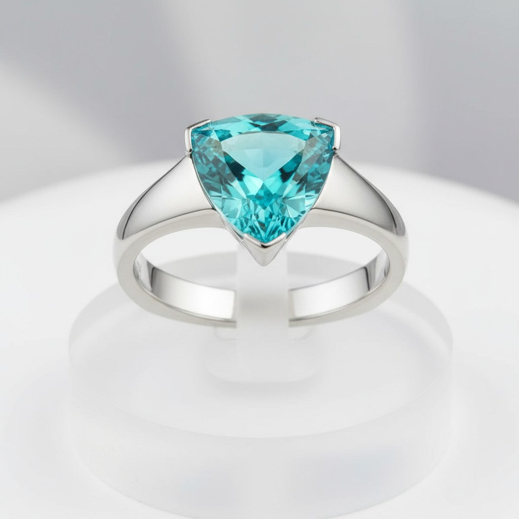 Infinity Ring<br>Trilliant Cut • Large 10mm