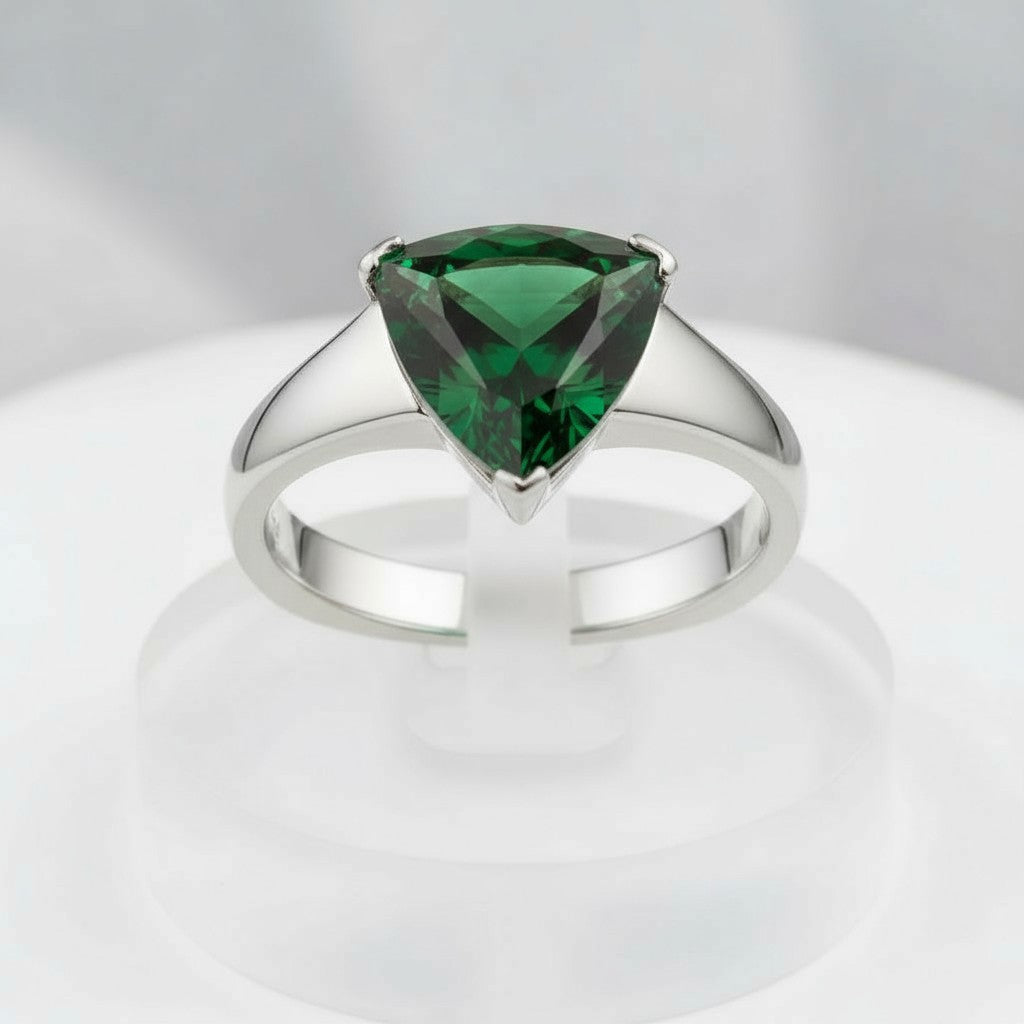 Infinity Ring<br>Trilliant Cut • Large 10mm