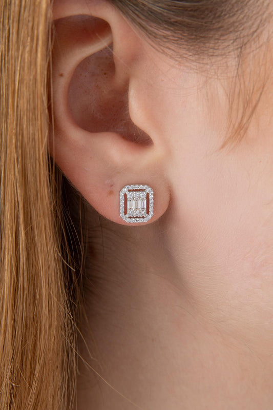 14K Gold Baguette Stud Earrings