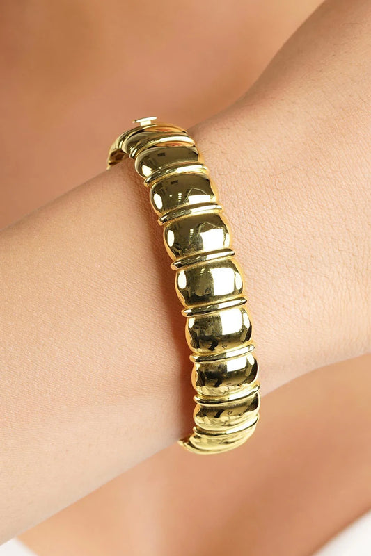 14K Gold Thick Dome Clamp Bracelet