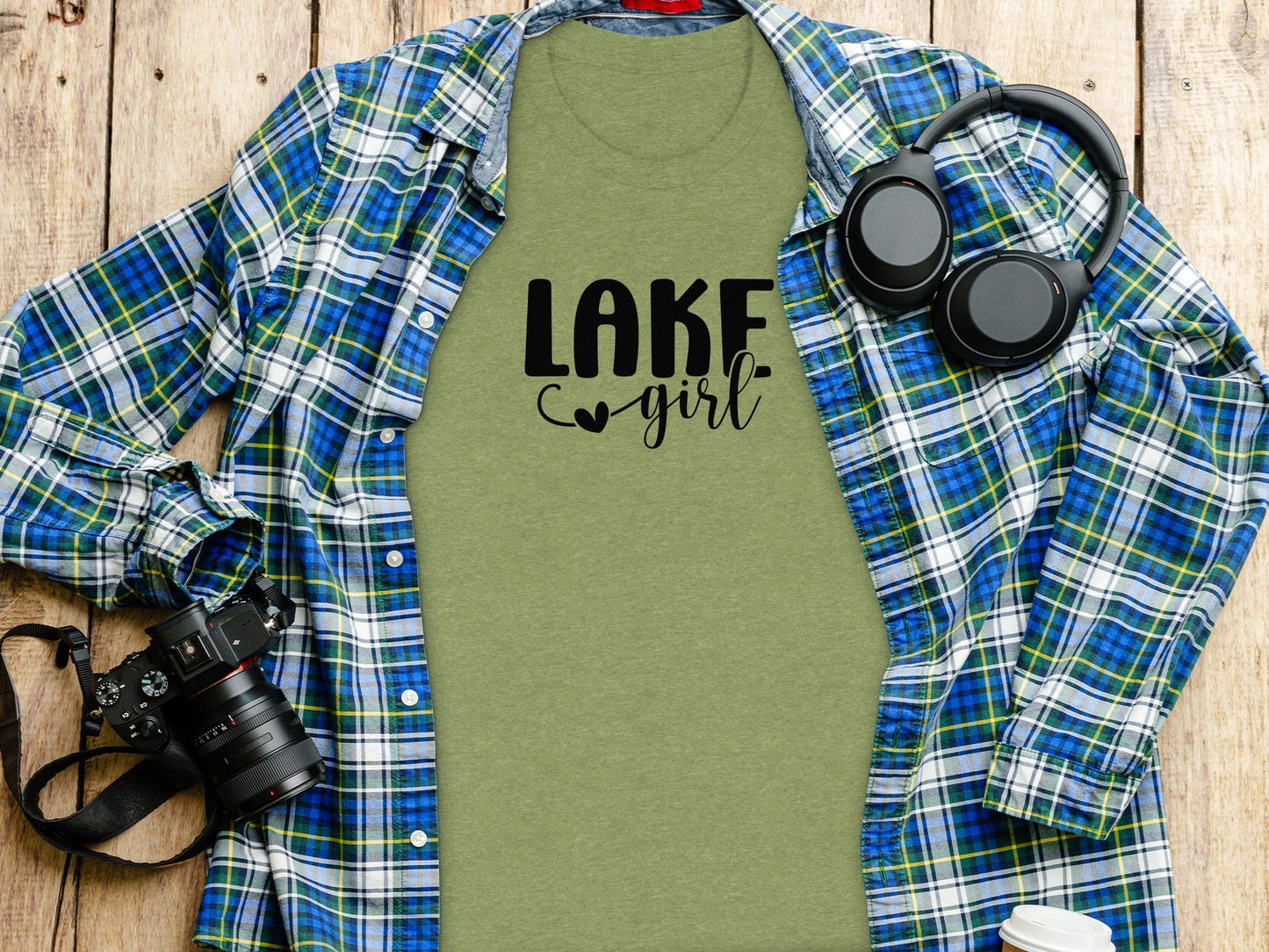 Lake Heart Girl Graphic Summer Vacation Outfit T-Shirt