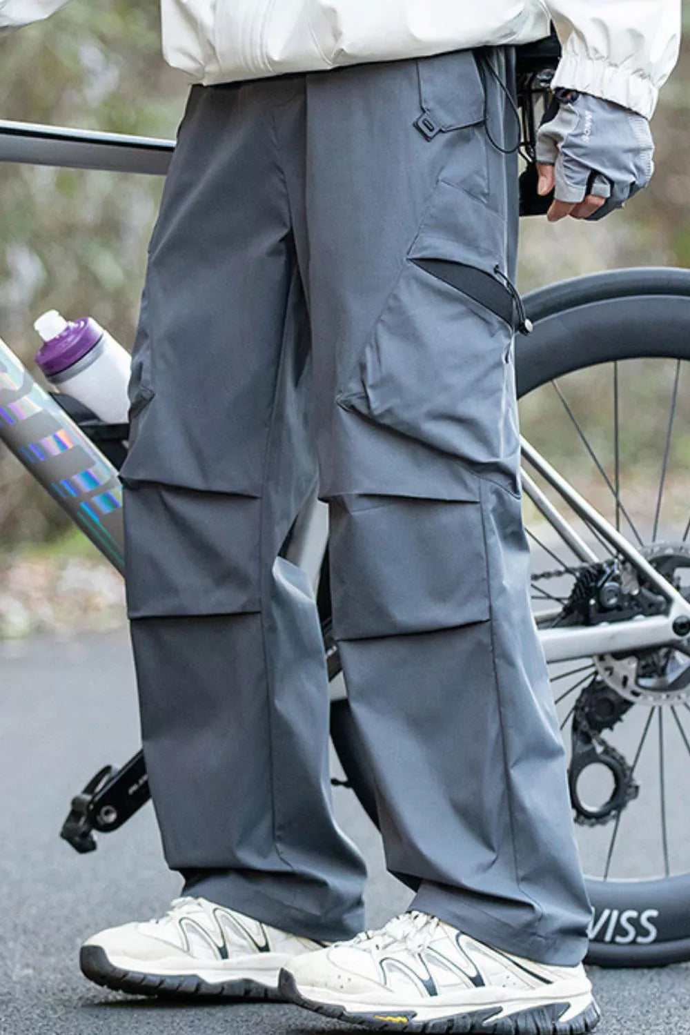 Men's Wide Leg Cargo Pants