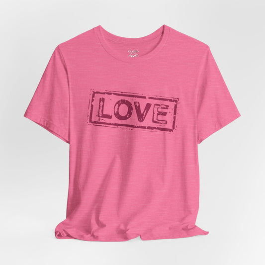 Love T-Shirt - Vintage Distressed Heart Graphic Tee
