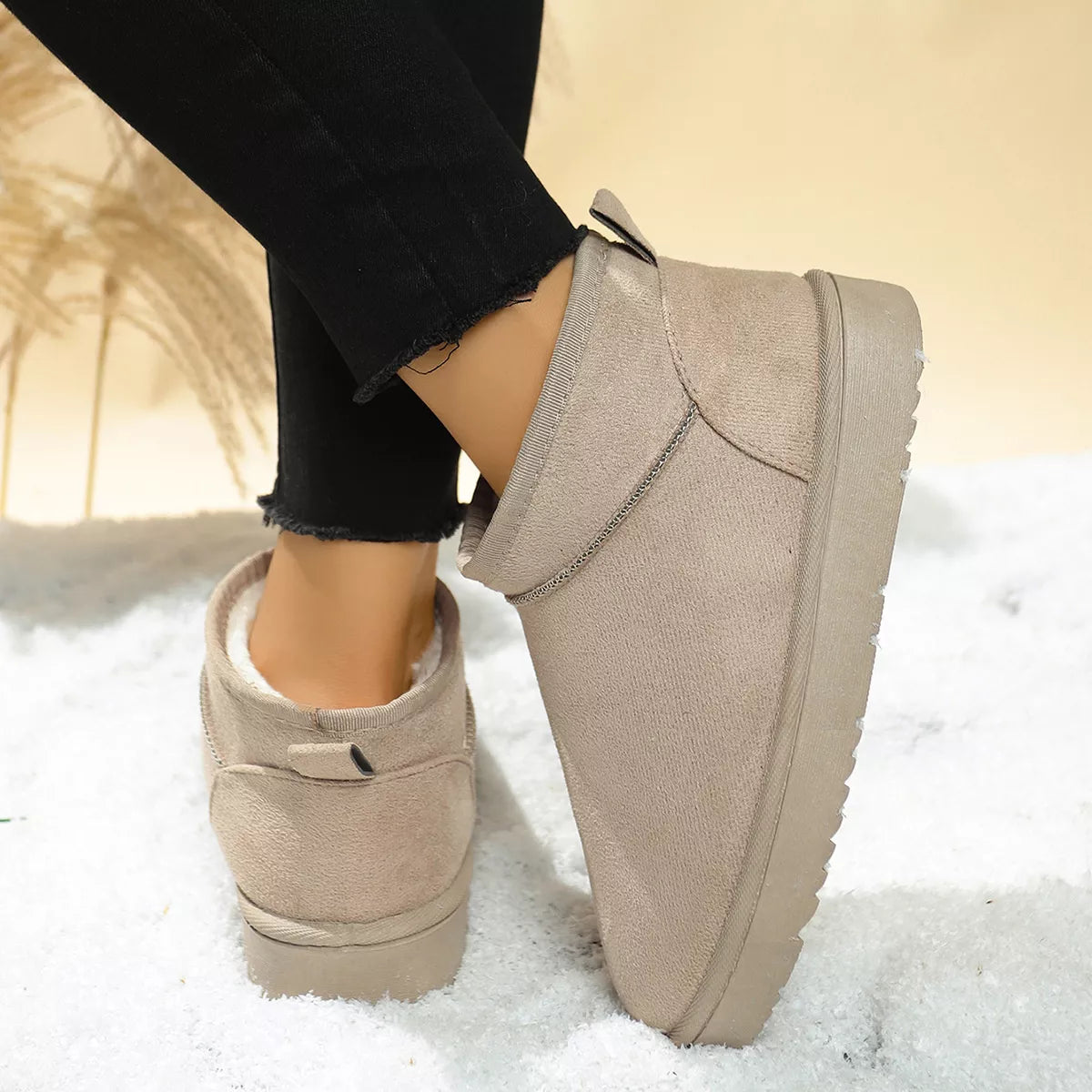 Round Toe Platform Boots