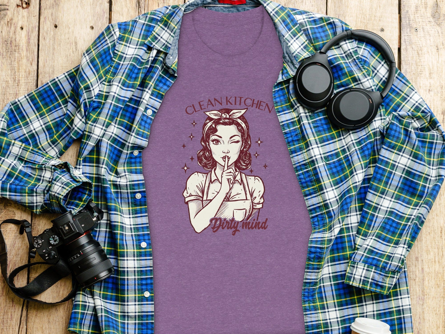 Clean Kitchen Dirty Mind Retro Woman Graphic T-Shirt