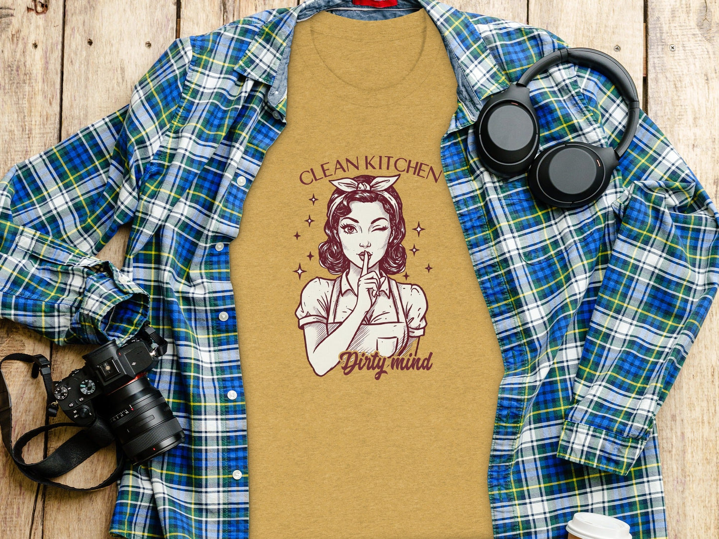 Clean Kitchen Dirty Mind Retro Woman Graphic T-Shirt