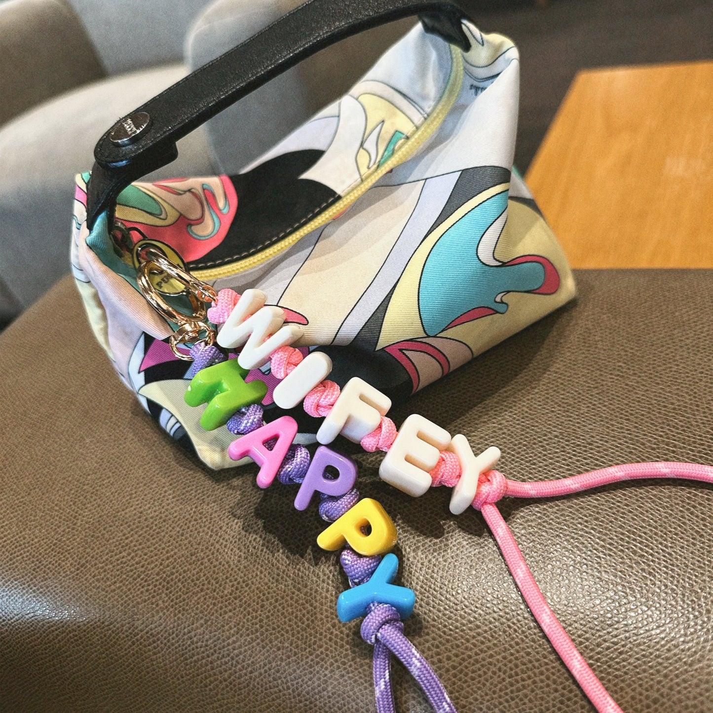 HAPPY ♡ bag charm