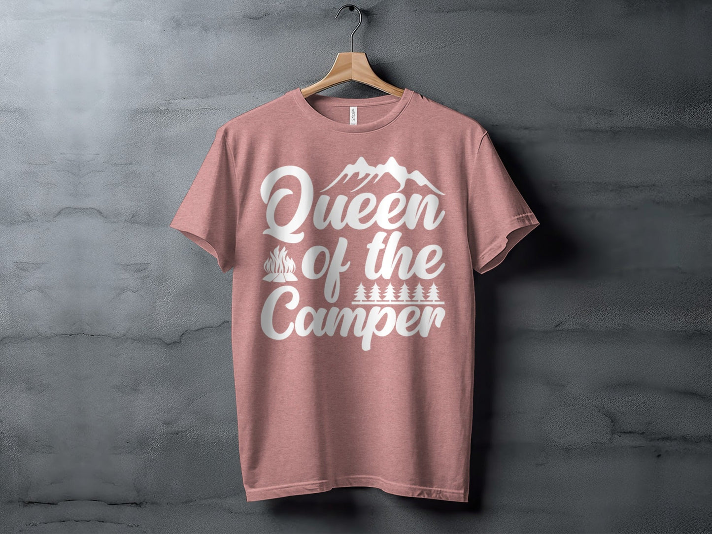 Queen of the Camper Graphic Print Camping Lover T-Shirt