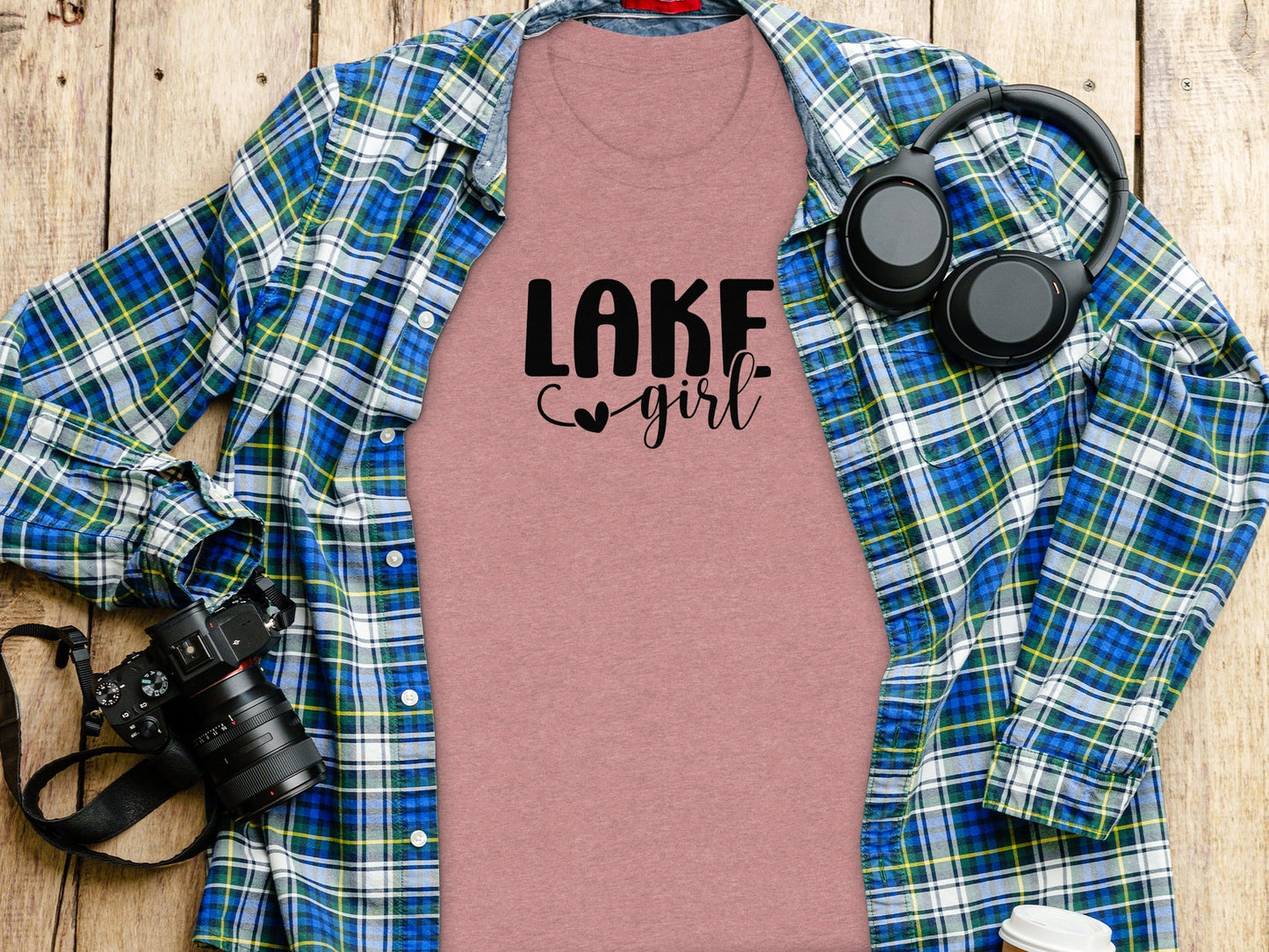 Lake Heart Girl Graphic Summer Vacation Outfit T-Shirt