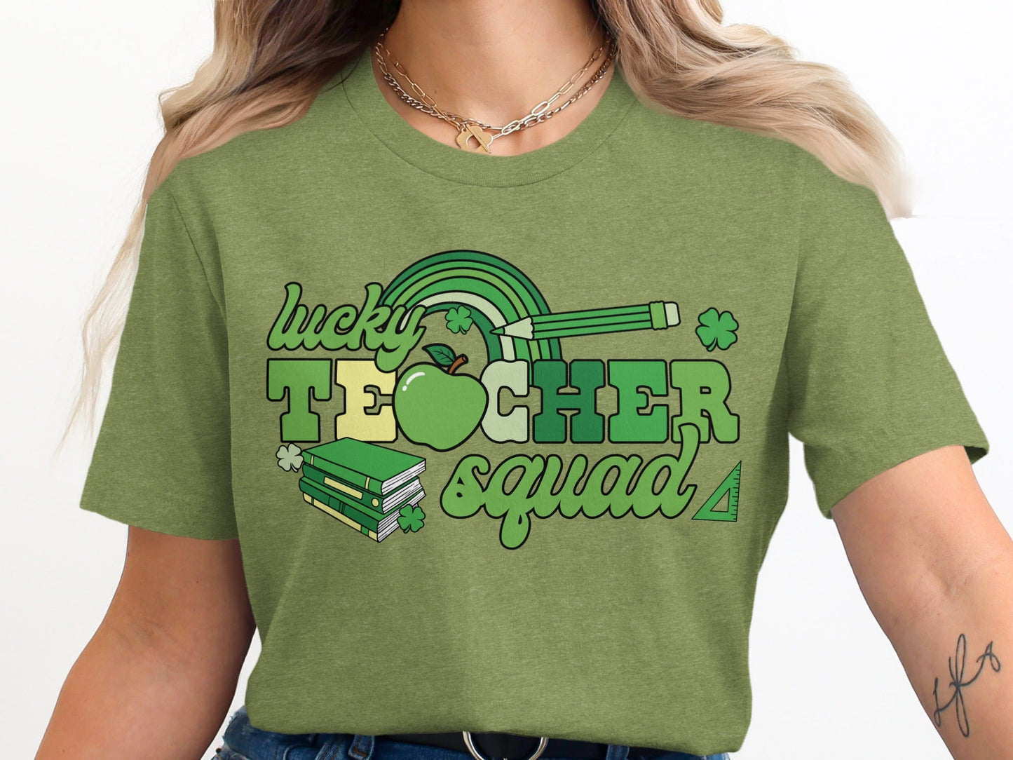 Lucky Teacher Squad St Patricks Day Green Design T-Shirt