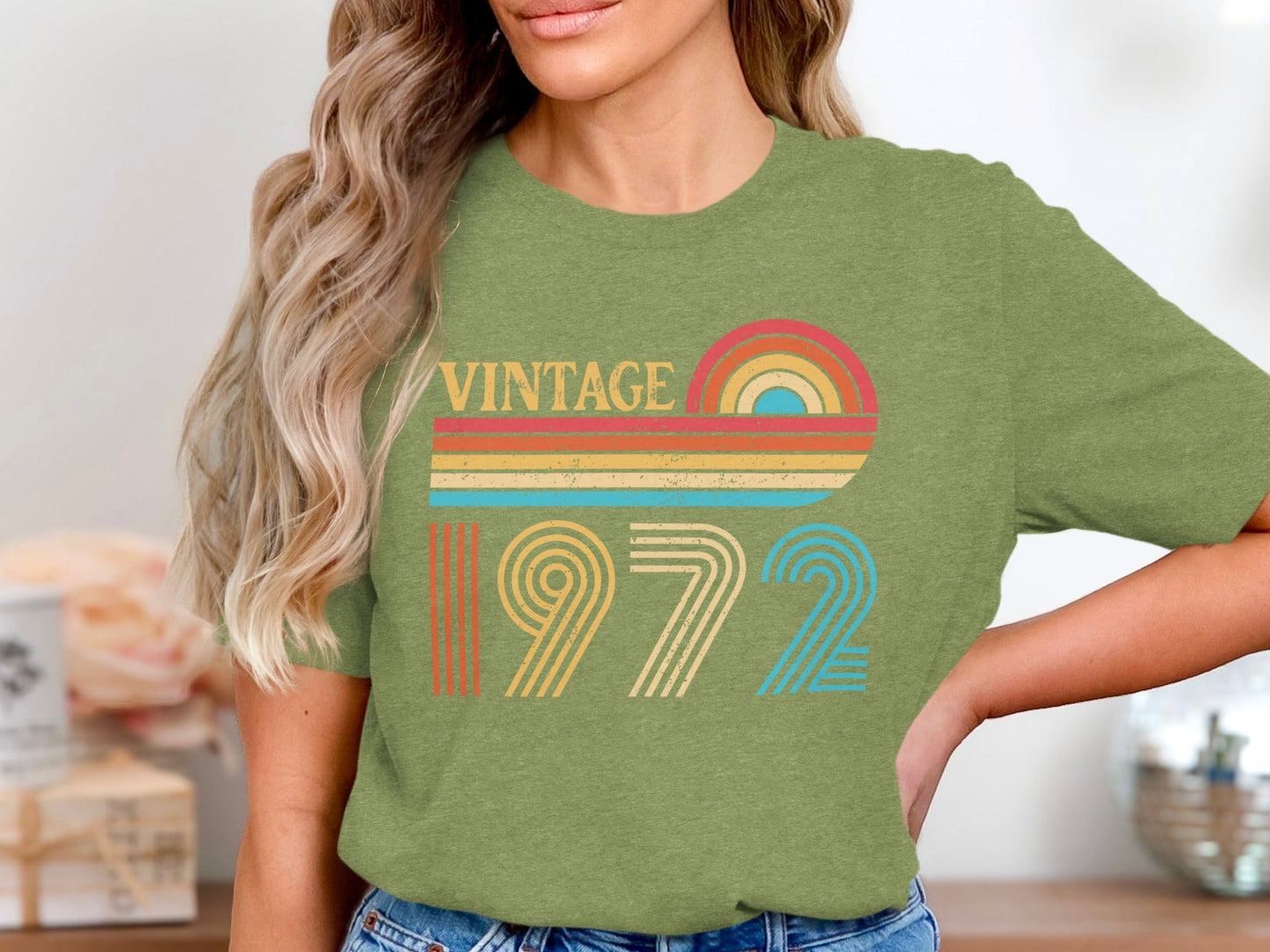 Vintage 1972 Retro Rainbow Birthday Style Design T-Shirt