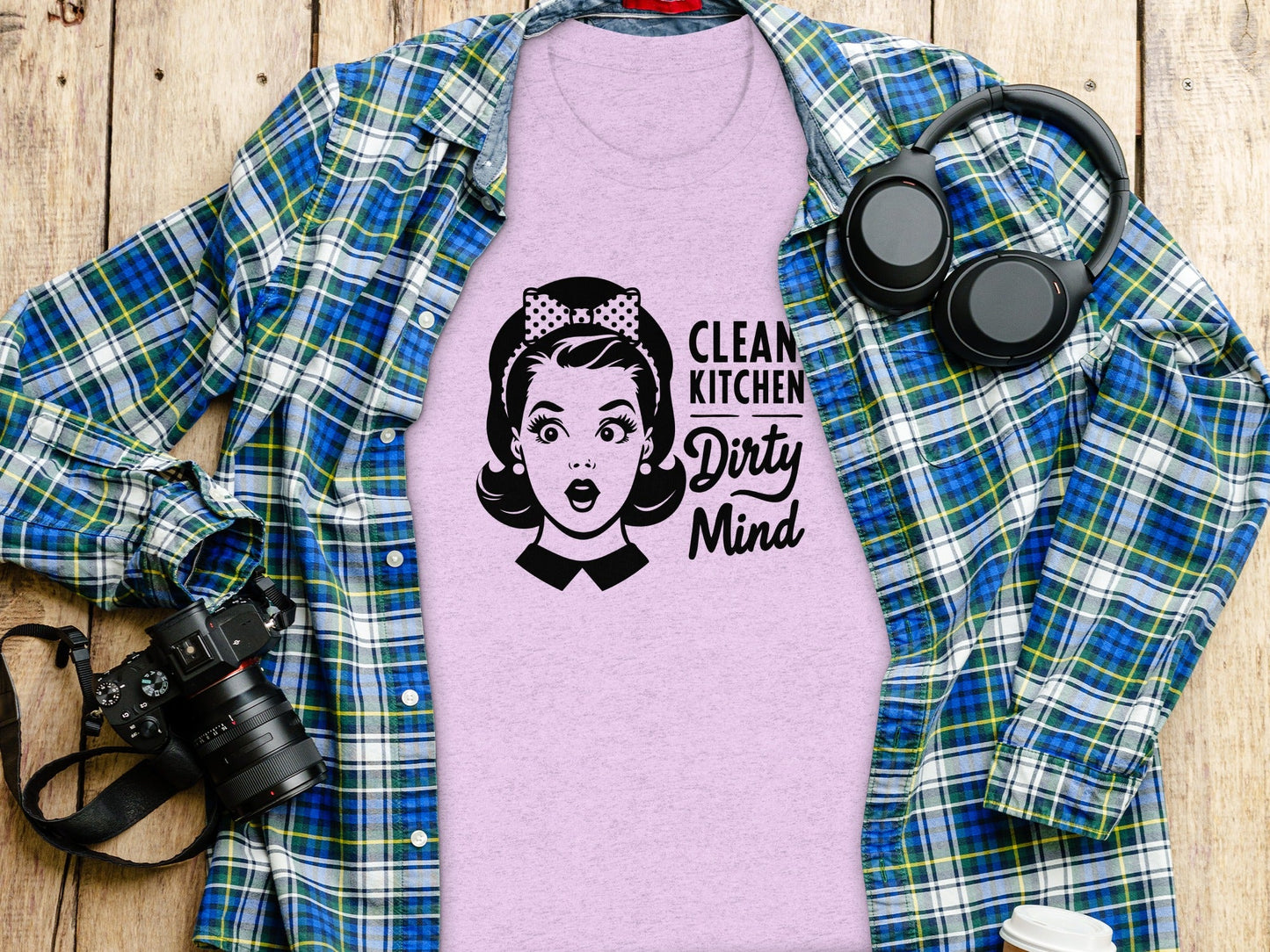 Clean Kitchen Dirty Mind Retro Woman Funny Graphic T-Shirt