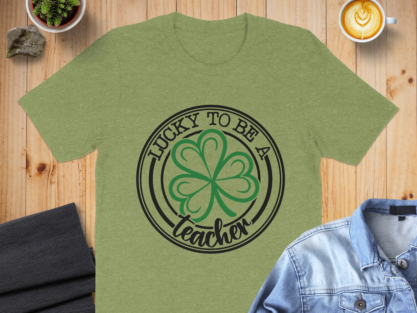 Lucky To Be A Teacher Clover St Patricks Day Circle T-Shirt