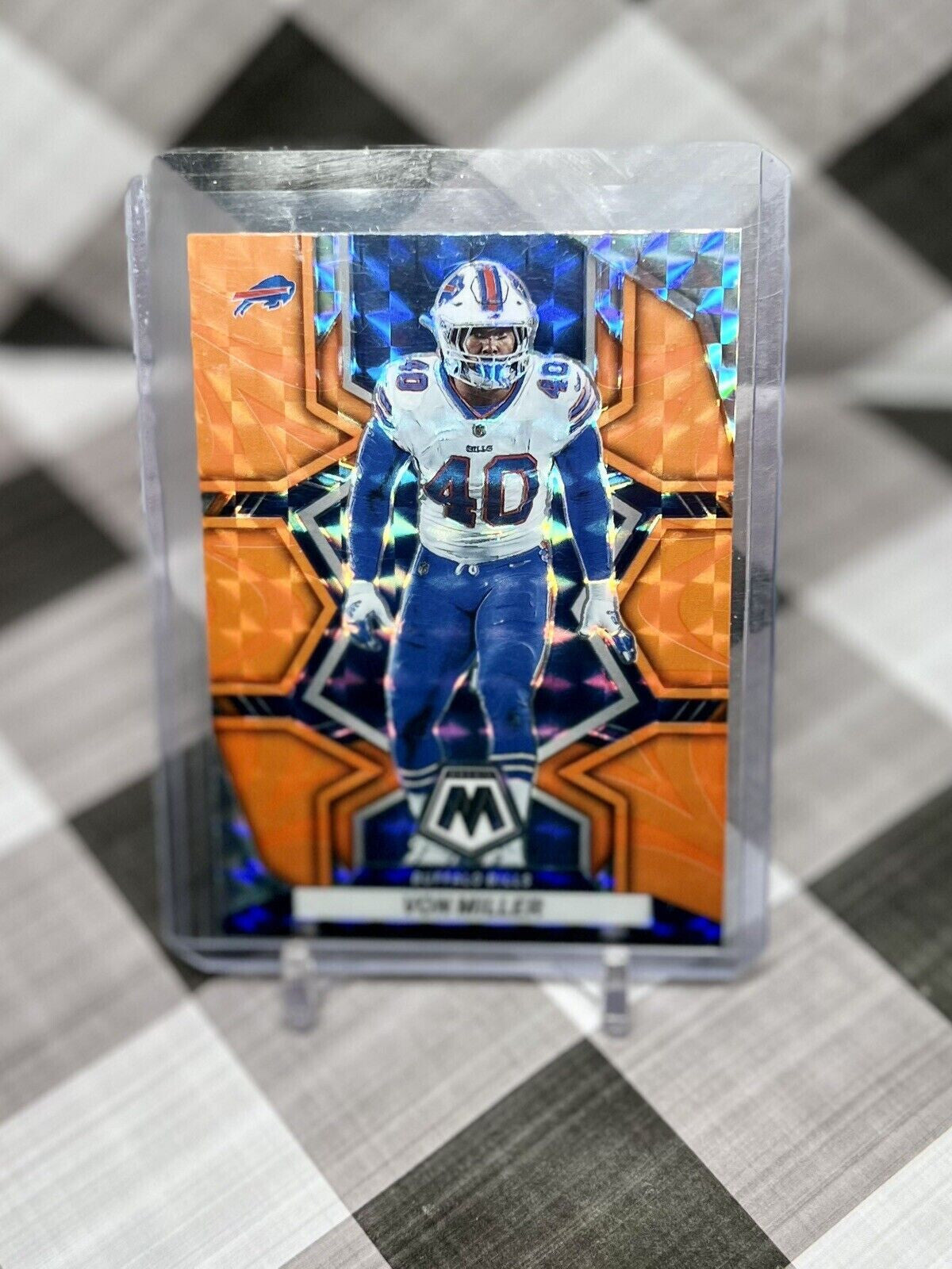 Von Miller 2022 Panini Mosaic NFL ORANGE REACTIVE PARALLEL #202 - BUF BILLS SP