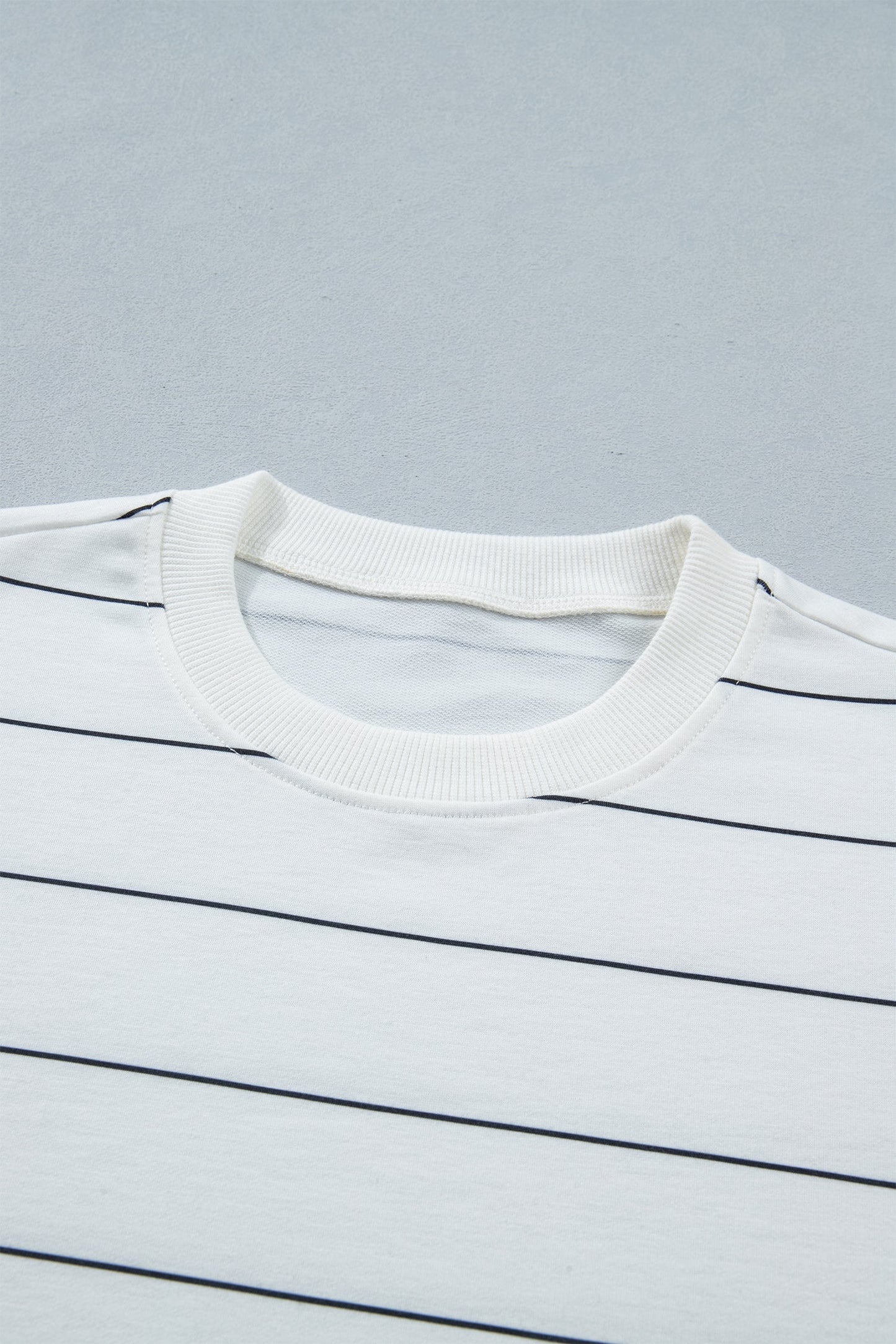 White Stripe Half Sleeve Tee Drawstring Shorts 2pcs Set