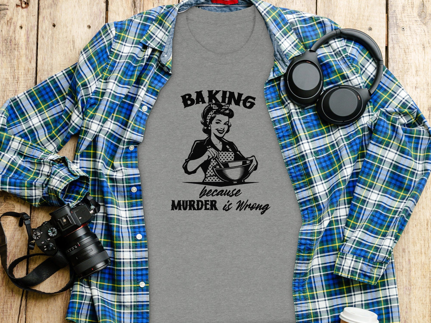Baking Because Murder is Wrong Kitchen Humor Graphic T-Shirt
