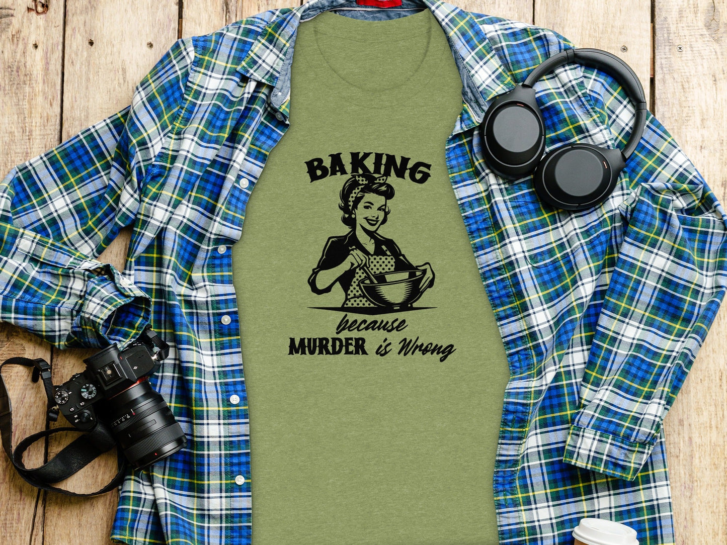 Baking Because Murder is Wrong Kitchen Humor Graphic T-Shirt