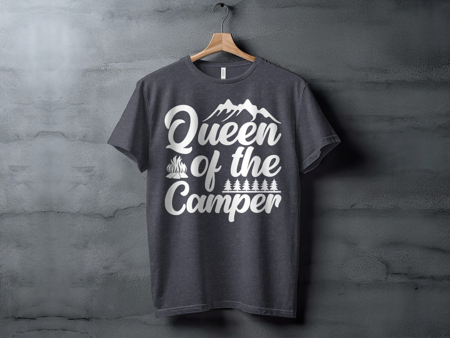 Queen of the Camper Graphic Print Camping Lover T-Shirt