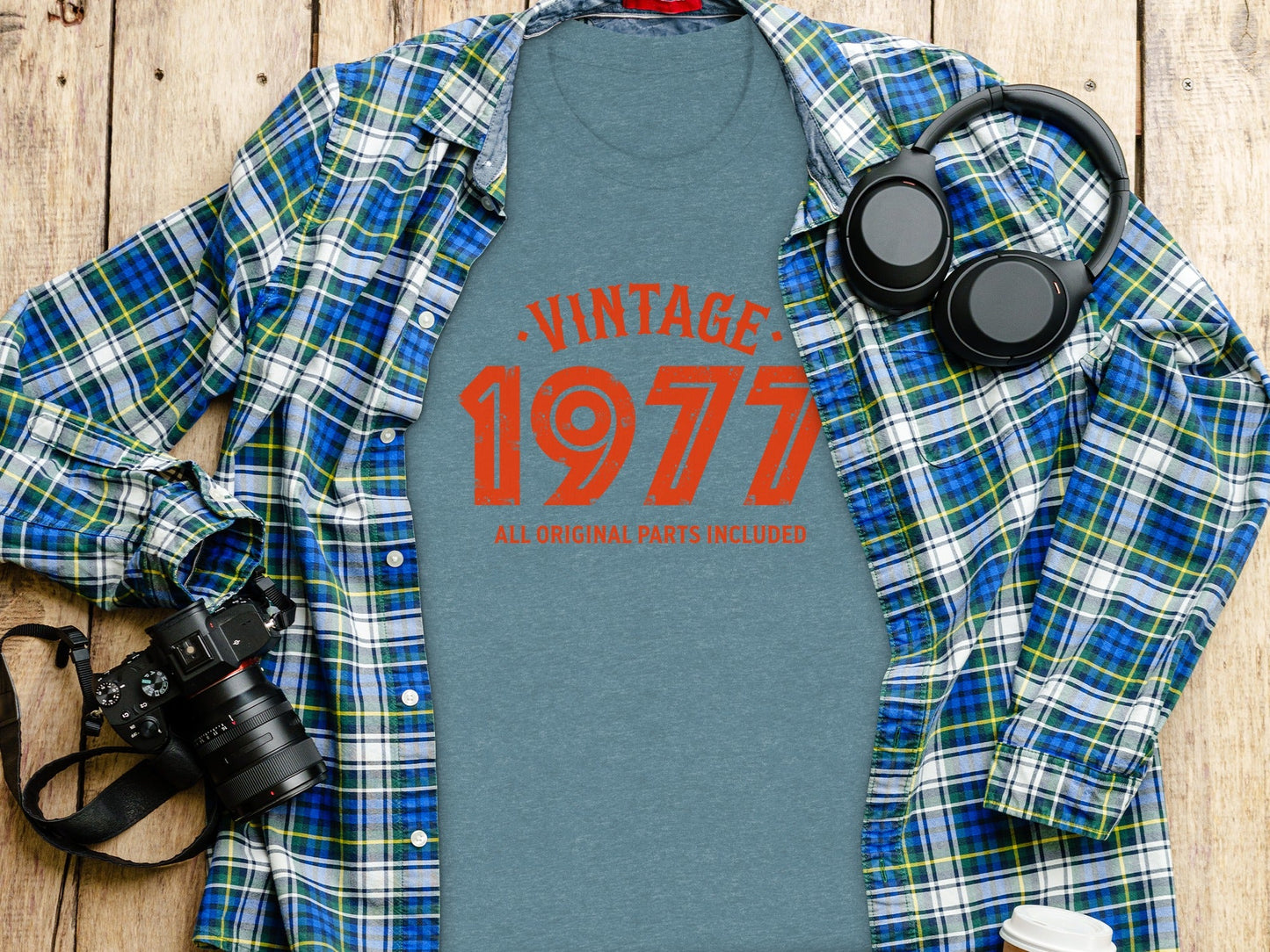 Vintage 1977 All Original Parts Included Design T-Shirt