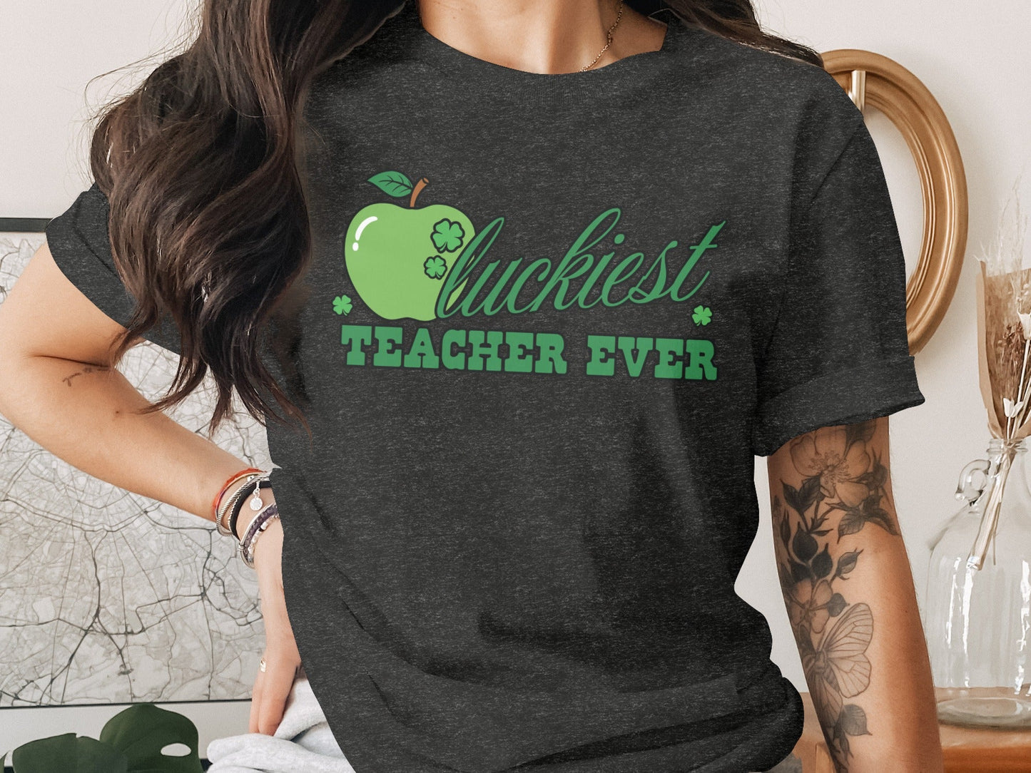 Luckiest Teacher Ever Clover Apple St Patricks Day T-Shirt