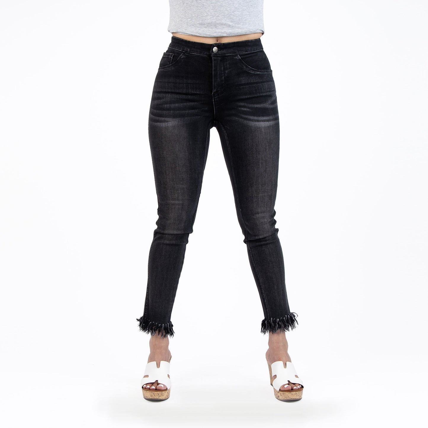 Fringed Hem Capris Jeans