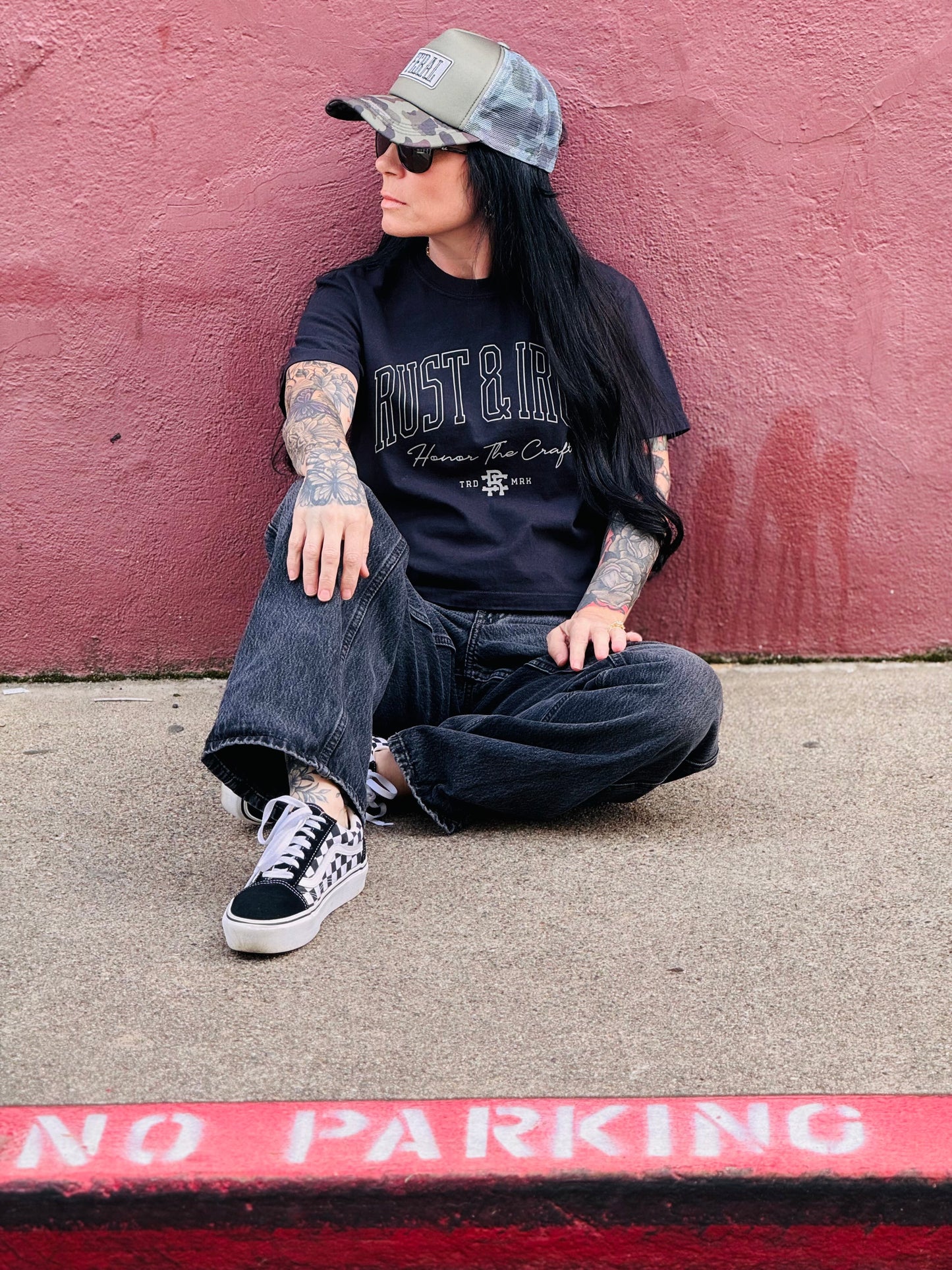 Women’s Staple Tee