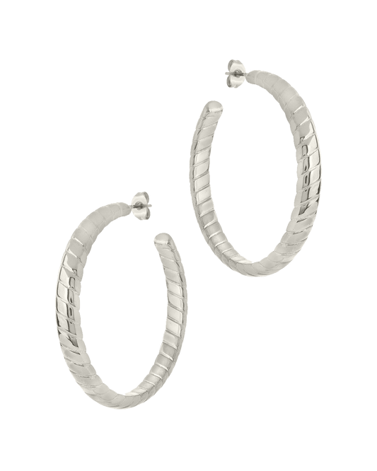 Everly Flat Herringbone Chain Hoop Earrings