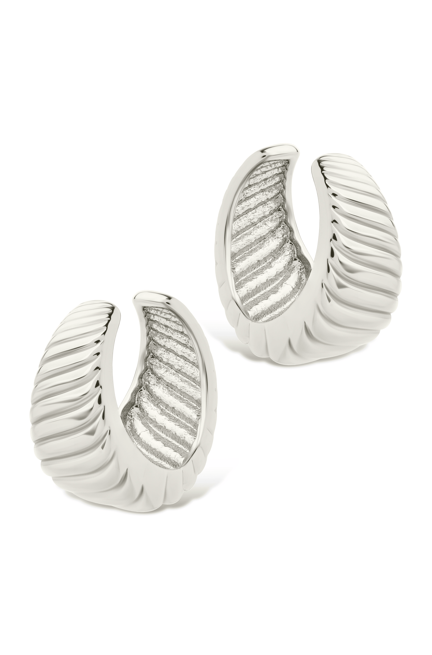Beth Twisted Croissant Ear Cuff