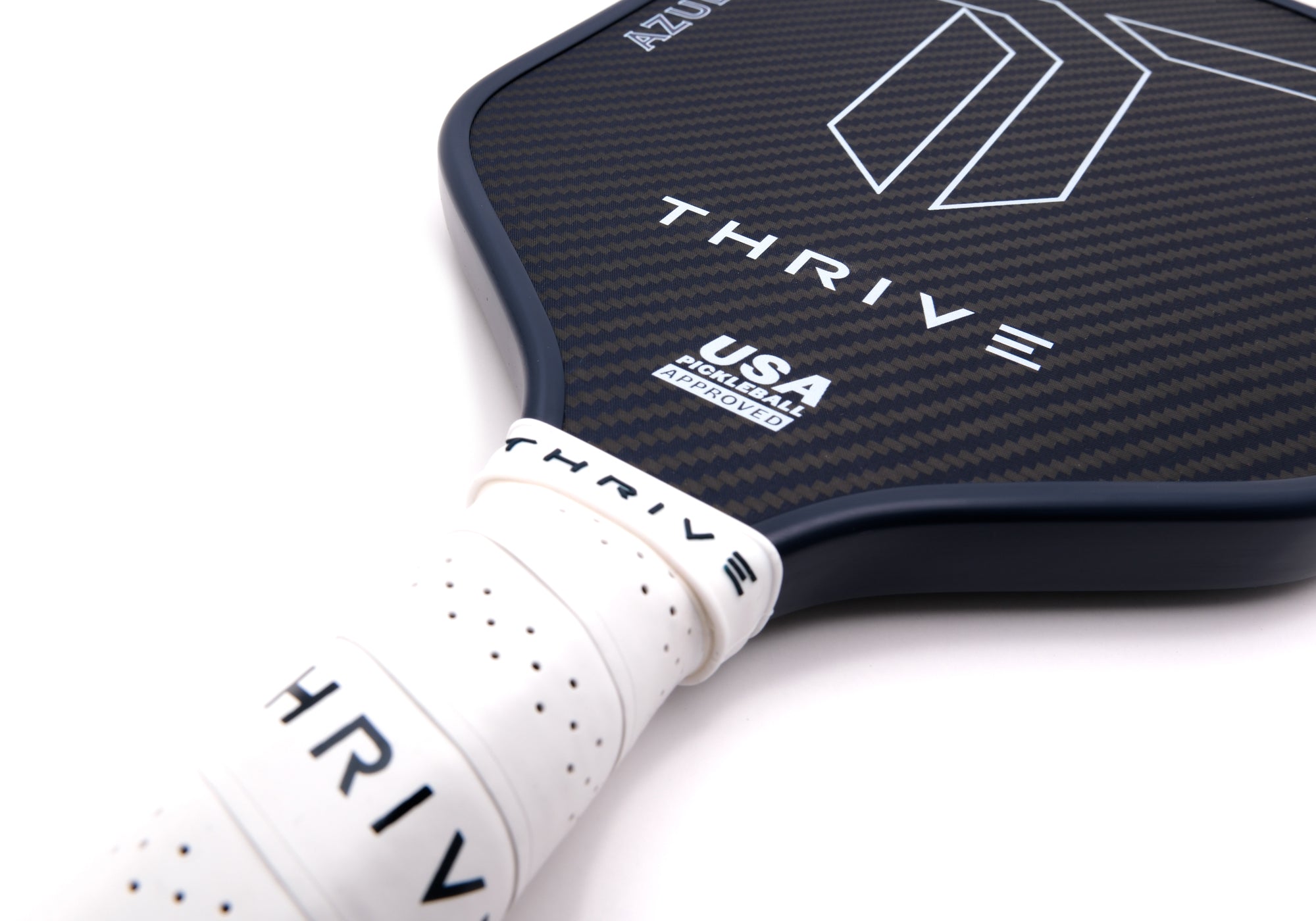 AZUL 16mm (POWER SERIES)    Includes lead weights, key chain, and weight card.  Recommended swing weight (116-117).