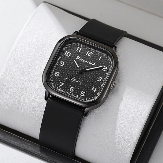 Vintage-style women's quartz watch