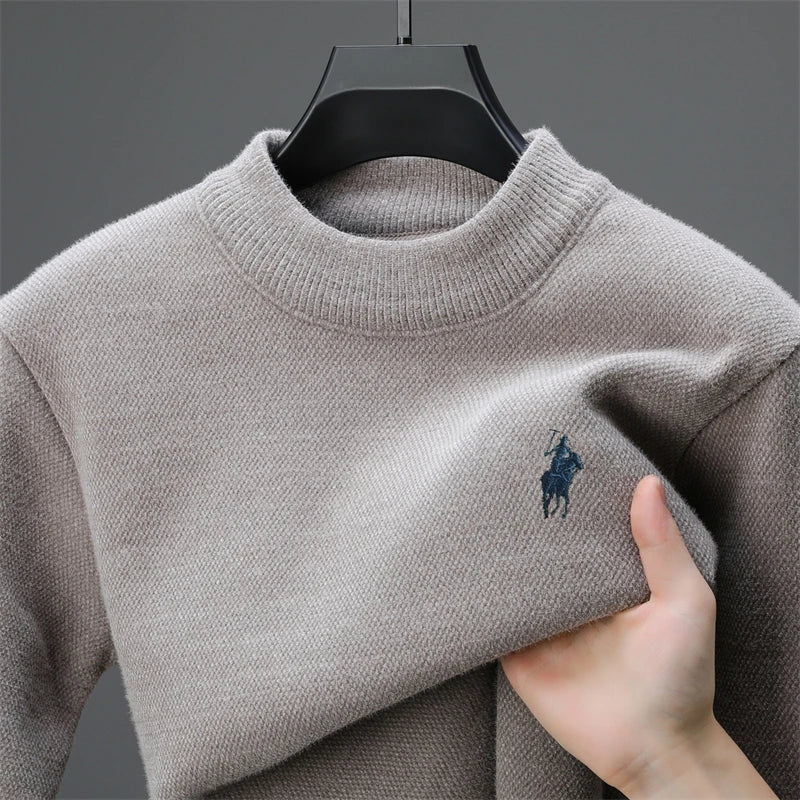 Men's Round Neck Think Knitted Pullover Winter Sweater