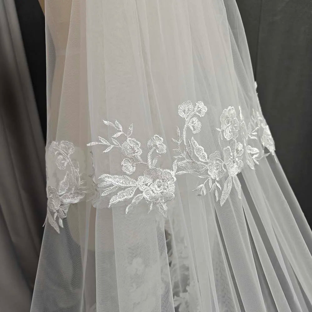 Wedding Veil with Shiny Sequins Lace Customized 2 Tiers 3 Meters Long Bridal Veil with Comb