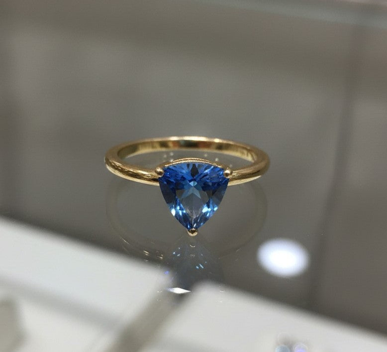 Infinity Ring<br>Trilliant Cut • Small 7mm