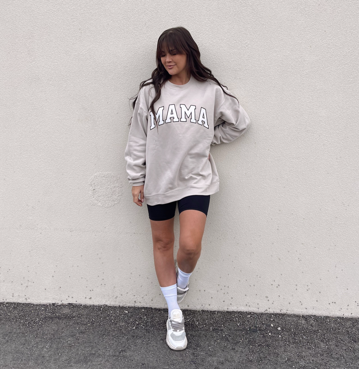 COLLEGIATE MAMA ♡ beige printed mama sweatshirt