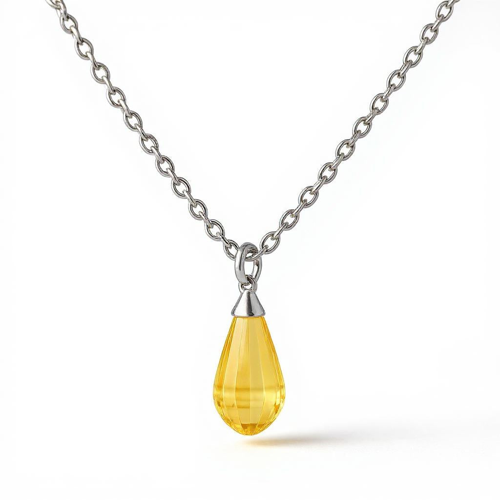 Tender Teardrop Pendant<br>Briolette • 10.4x21mm