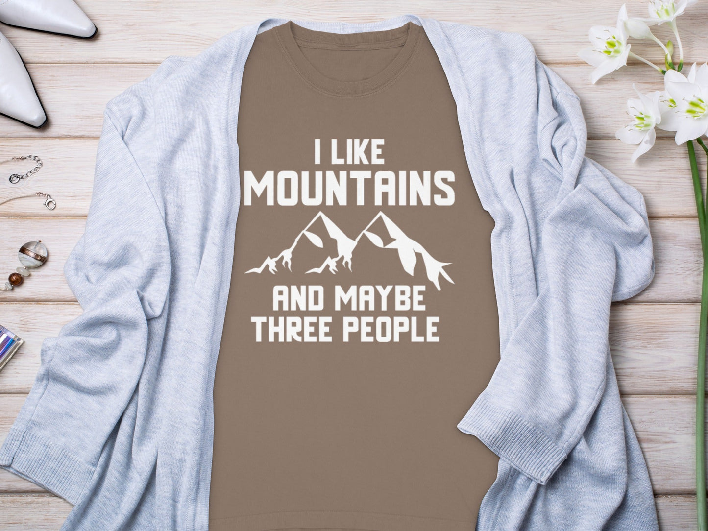 I Like Mountains And Maybe Three People Long Sleeve T-Shirt