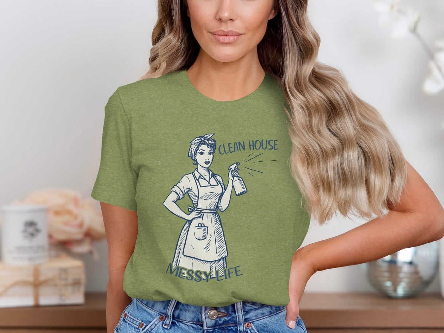 Clean House Messy Life Funny Housewife Humor Design T-Shirt