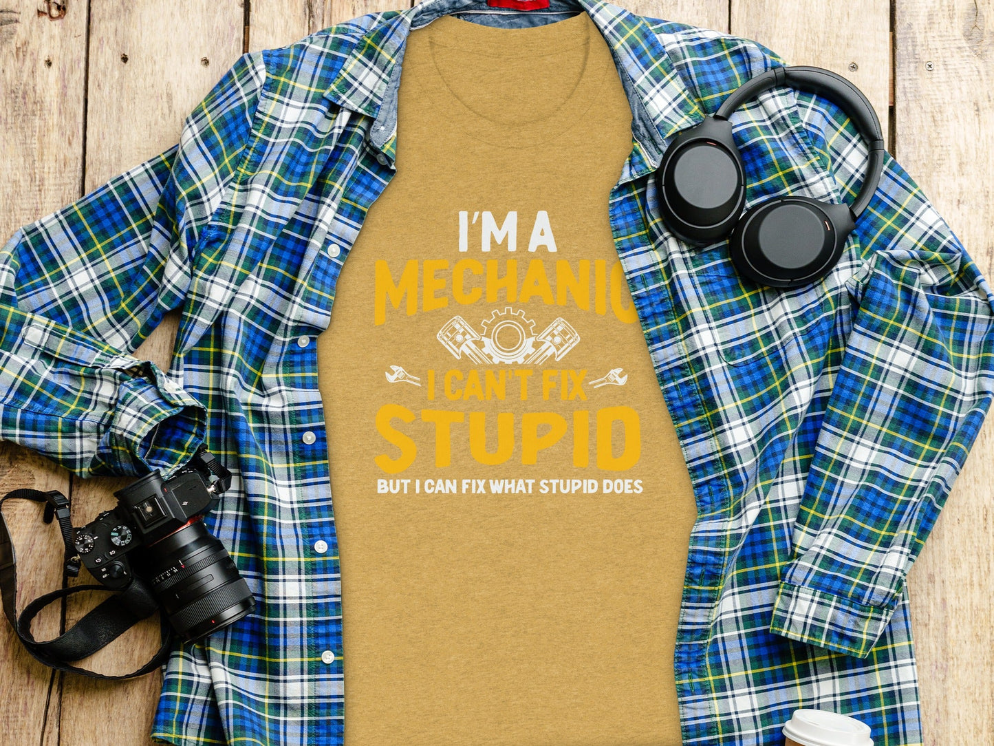 I Am A Mechanic I Cant Fix Stupid But I Can Funny T-Shirt