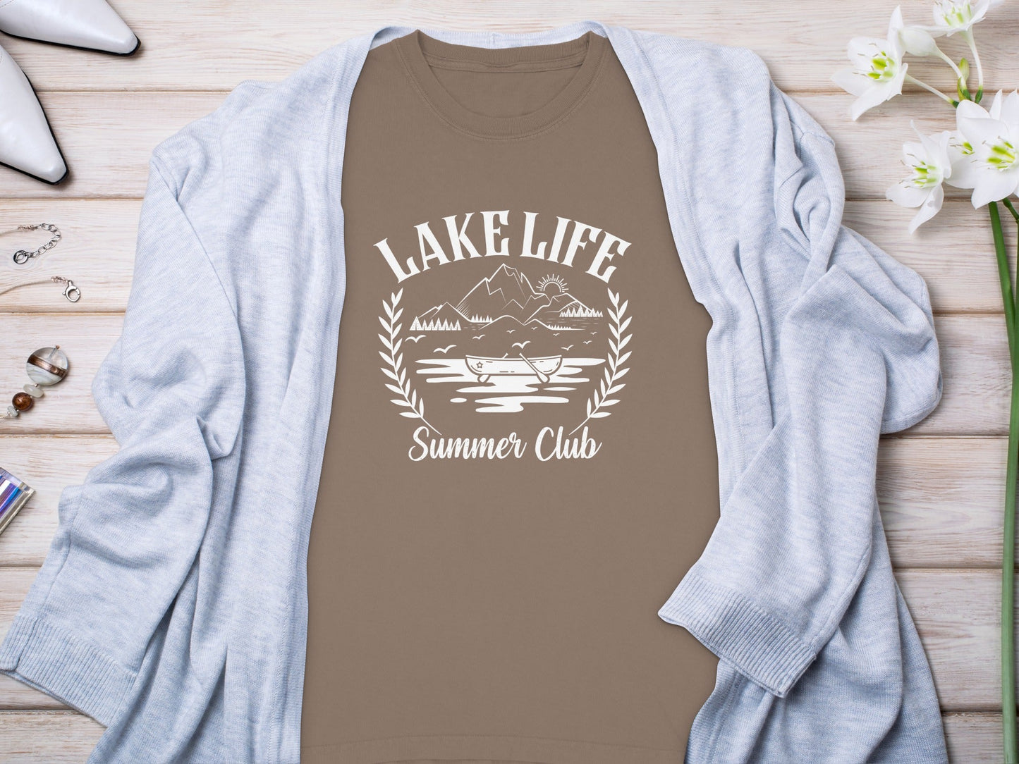 Lake Life Summer Club Graphic Design Long Sleeve T-Shirt