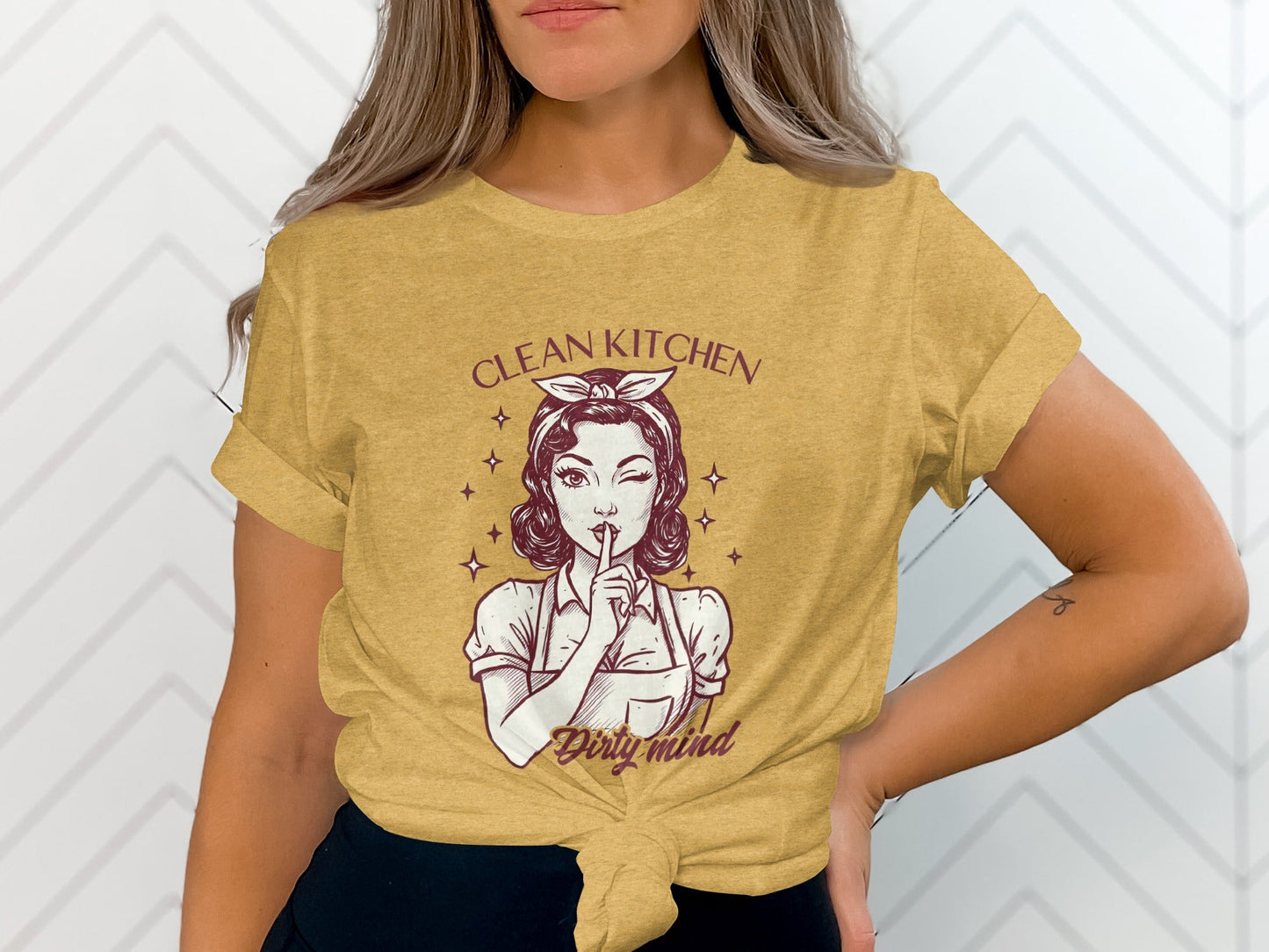 Clean Kitchen Dirty Mind Retro Woman Graphic T-Shirt