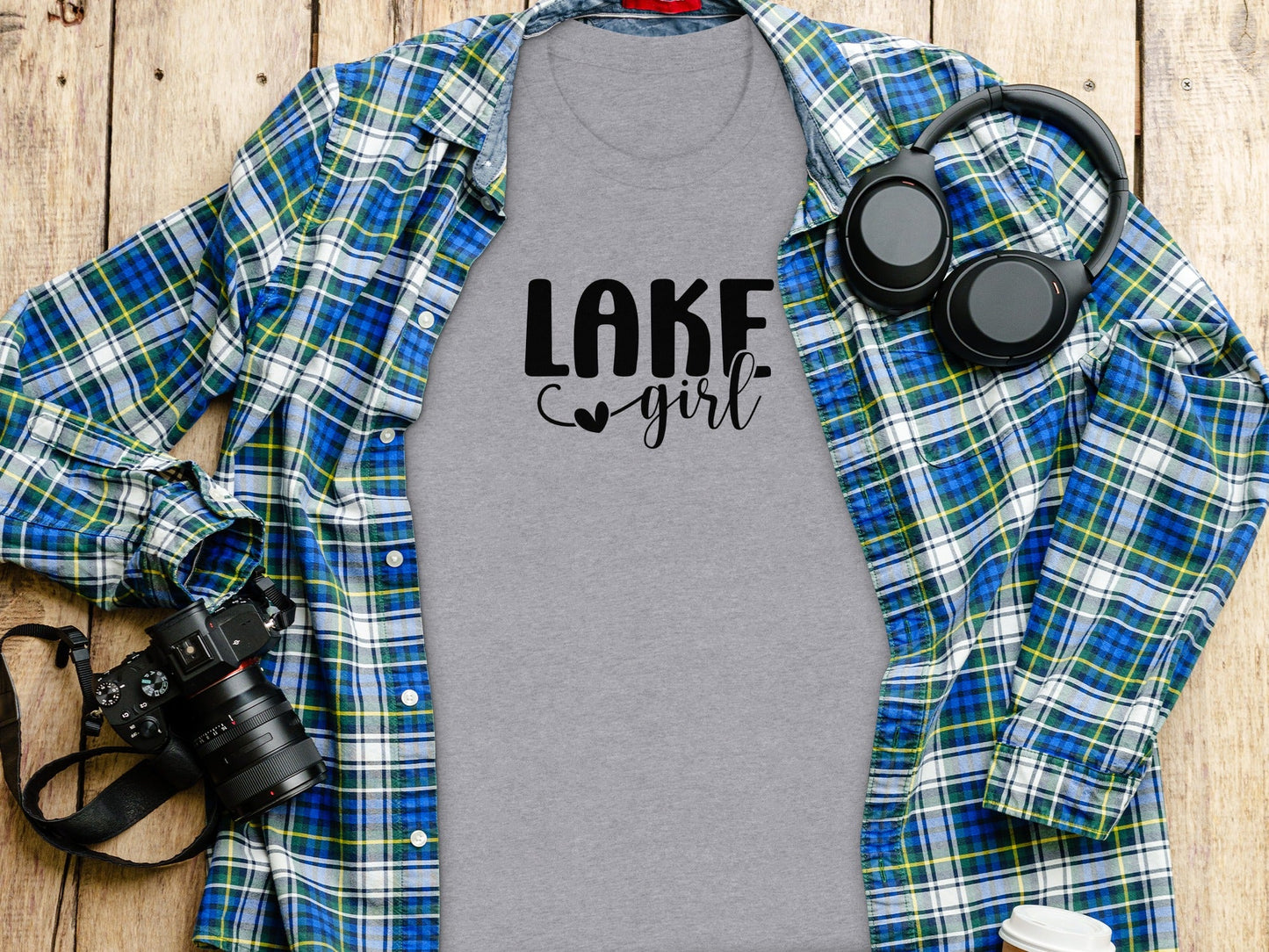 Lake Heart Girl Graphic Summer Vacation Outfit T-Shirt