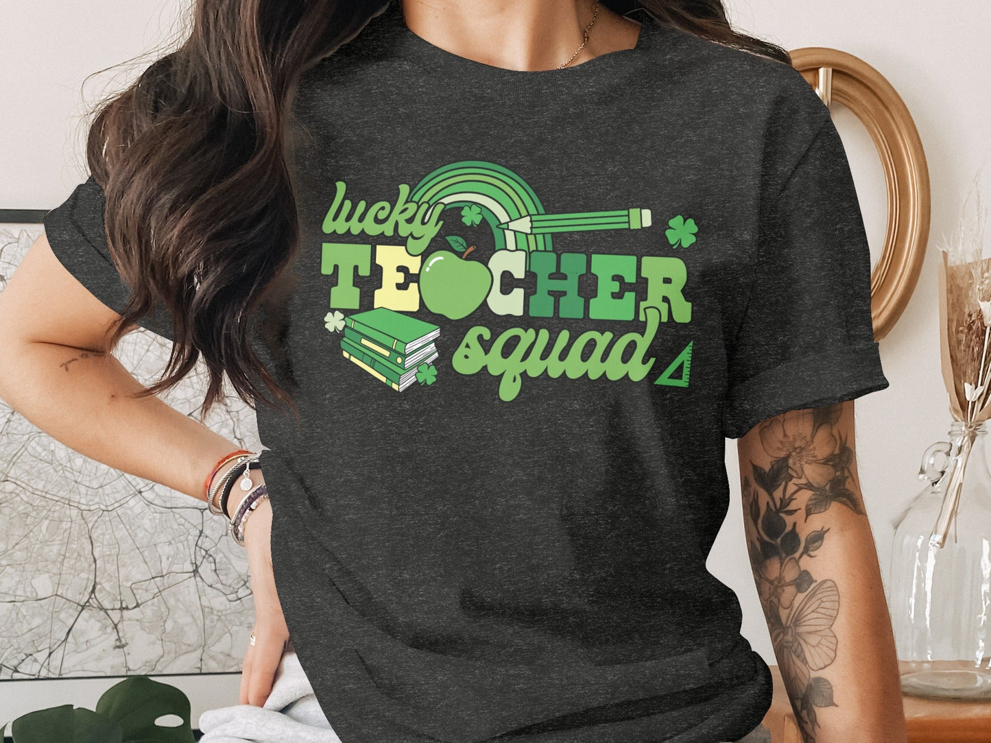 Lucky Teacher Squad St Patricks Day Green Design T-Shirt