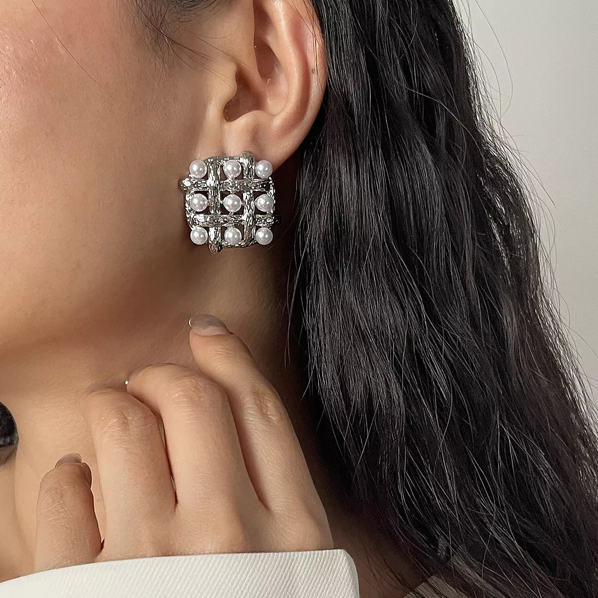 Pearl Grid Square Stud Earrings