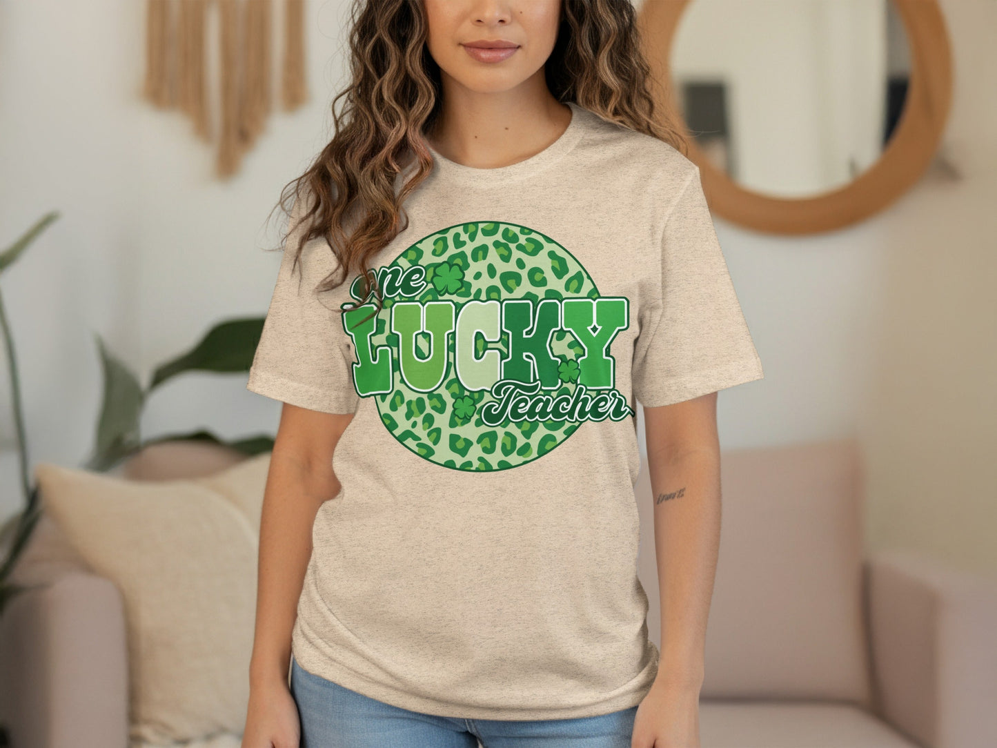 One Lucky Teacher St Patricks Day Leopard Circle T-Shirt